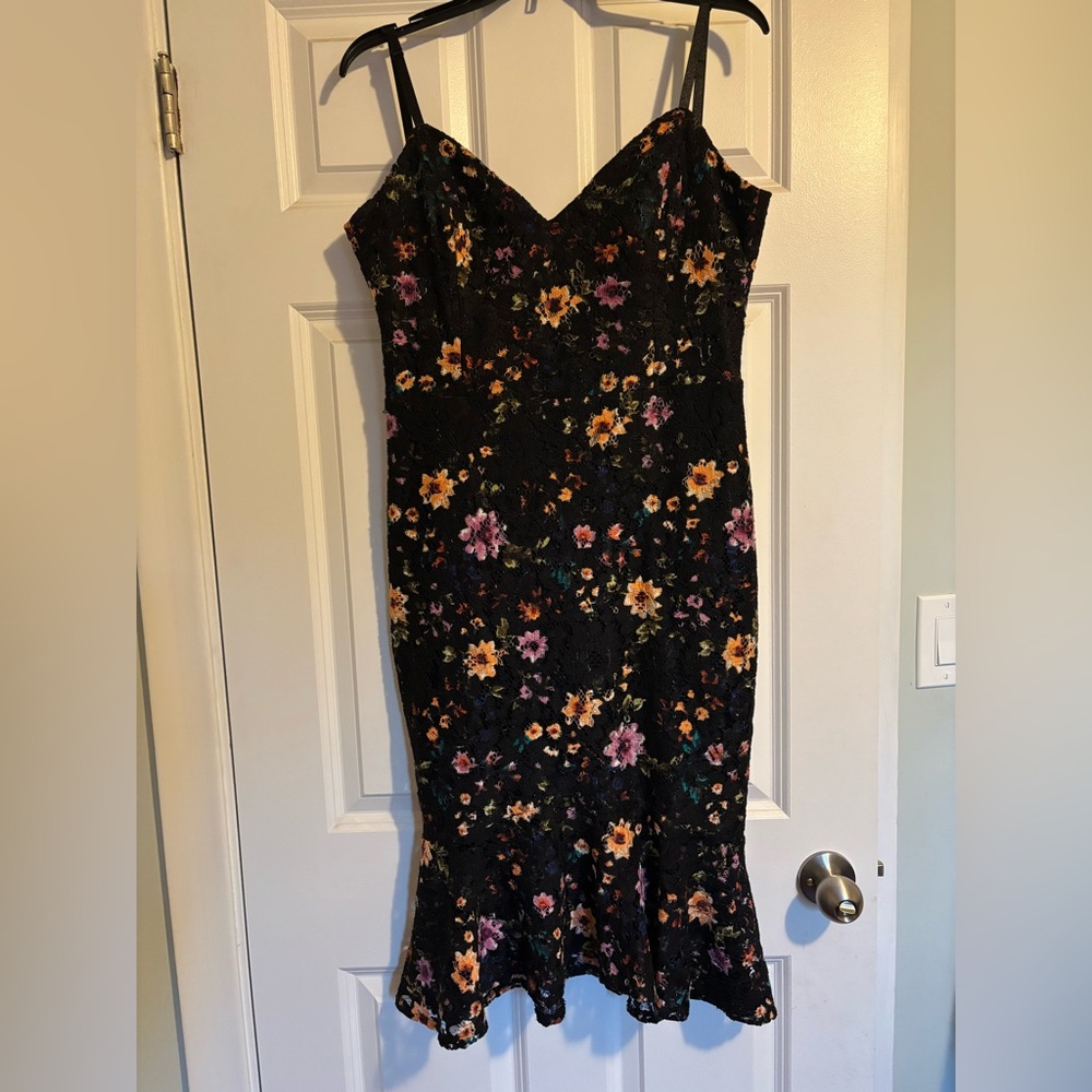Guess size 10 floral lace dress